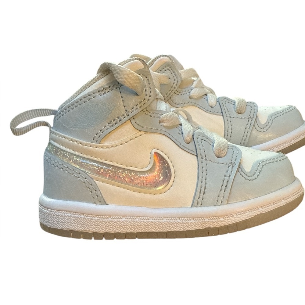 Toddler/baby light blue glitter jordans